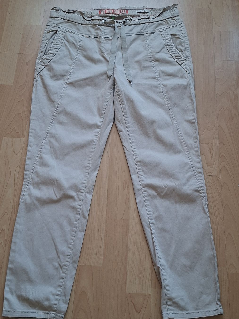 Cecil Pantaloni: Cecil Hose Gr.38 – Usato da Sumiswald venduto da Cicco02