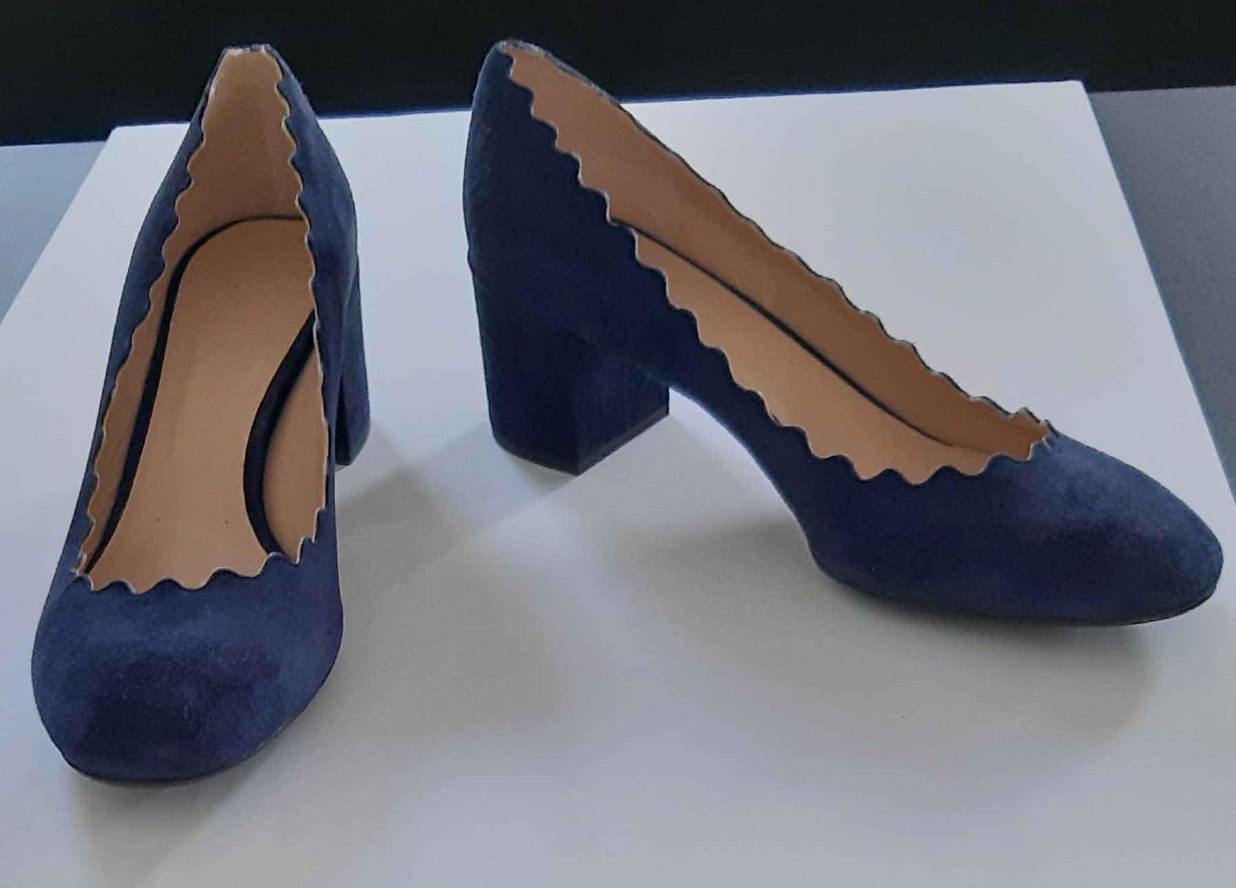 Chloé Scarpe da donna: Chloé Pumps Gr. 40 blau Velourleder – Nuovo (secondo la descrizione) da Rupperswil venduto da jur_5ywx