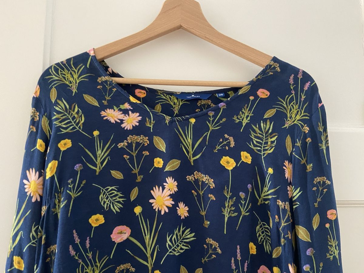 Tom Tailor Camicette: Damen Bluse Tom Tailor blau Blumenmuster Grösse 36 – Usato da Bern venduto da rah_fpy5 1
