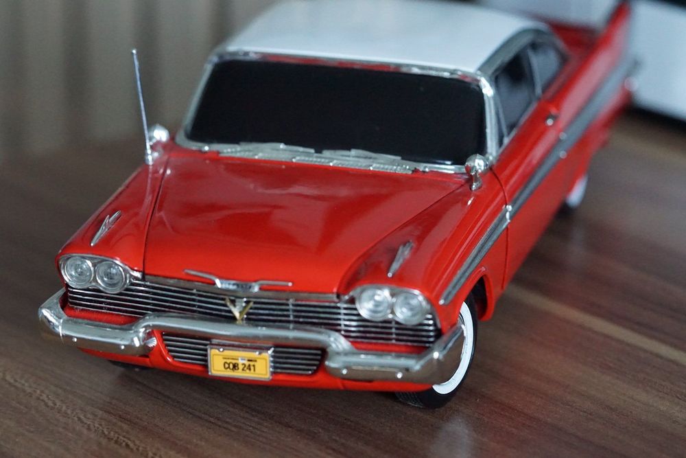 RARE VINTAGE PLYMOUTH fury 1957 PRESTIGE EDITION ANSON 1/18 BLANC /OR - Collection