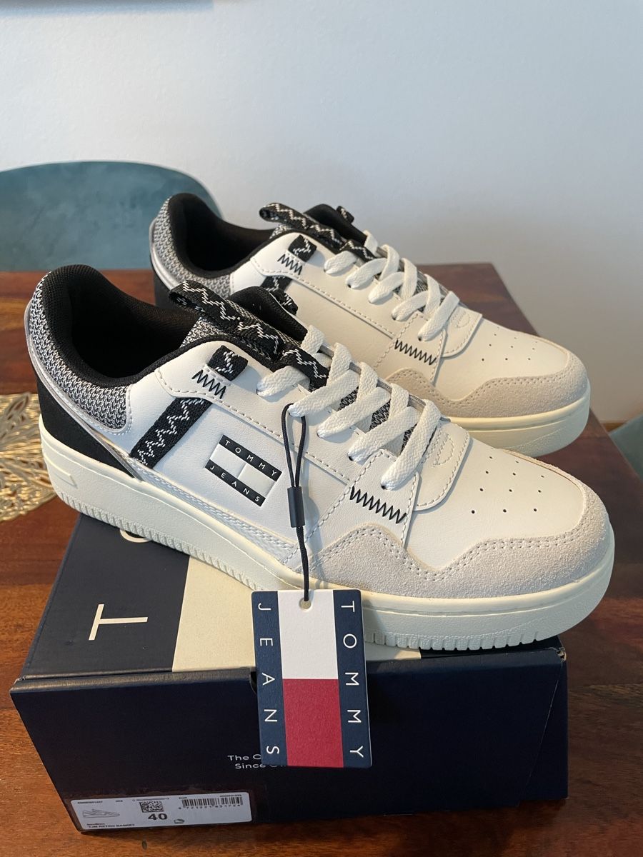 Tommy Hilfiger Scarpe da uomo: Sneaker tommy Hilfiger neu gr.40 – Nuovo e nell'imballaggio originale da Oberengstringen venduto da Caf-outlet