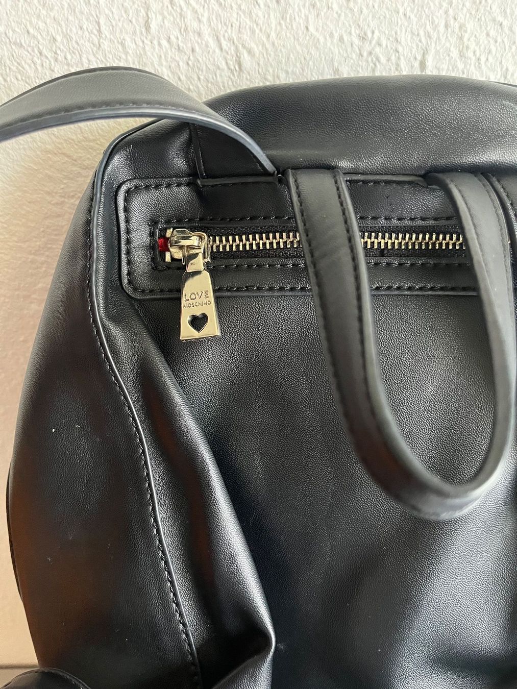 Moschino Zaini: Love Moschino Rucksack schwarz – Usato da Grenchen venduto da sojalatte 4