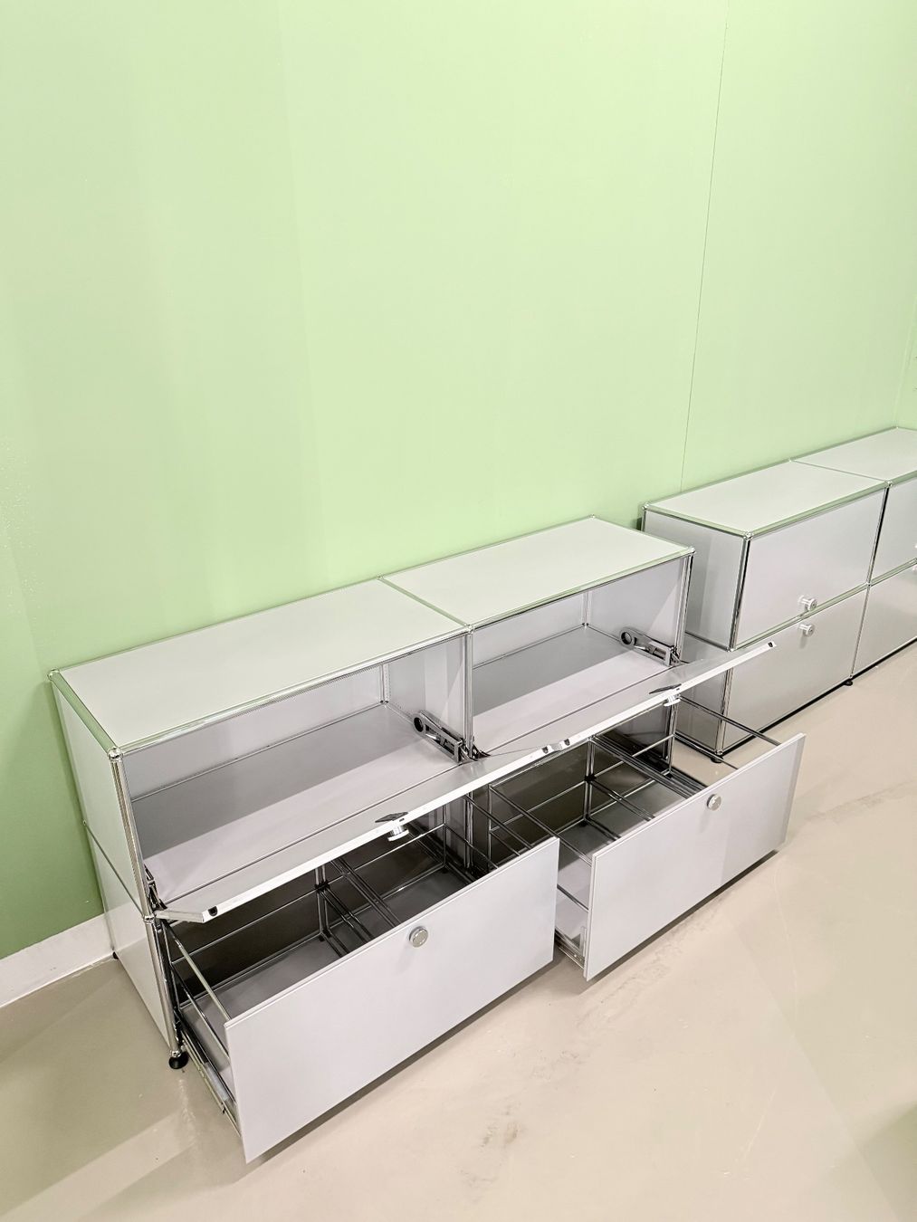 USM Regale: USM Haller Sideboard silber – Gebraucht aus Glattbrugg von q-aderdesign 4