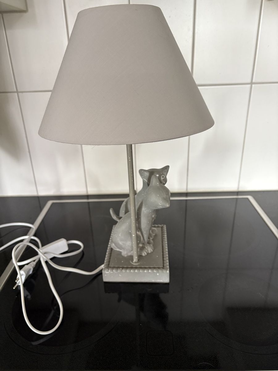 Lampade: Katzen Tischlampe grau – Usato da Muttenz venduto da Salina5 3