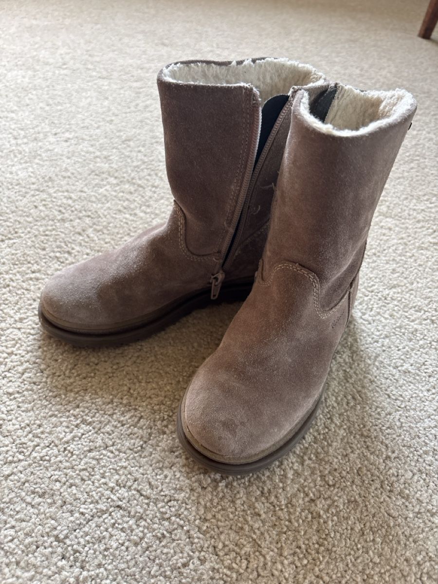 Schuhe für Mädchen: Bottes en suède T. 27 Richter  – Gebraucht aus Villars-Bramard von dadesc