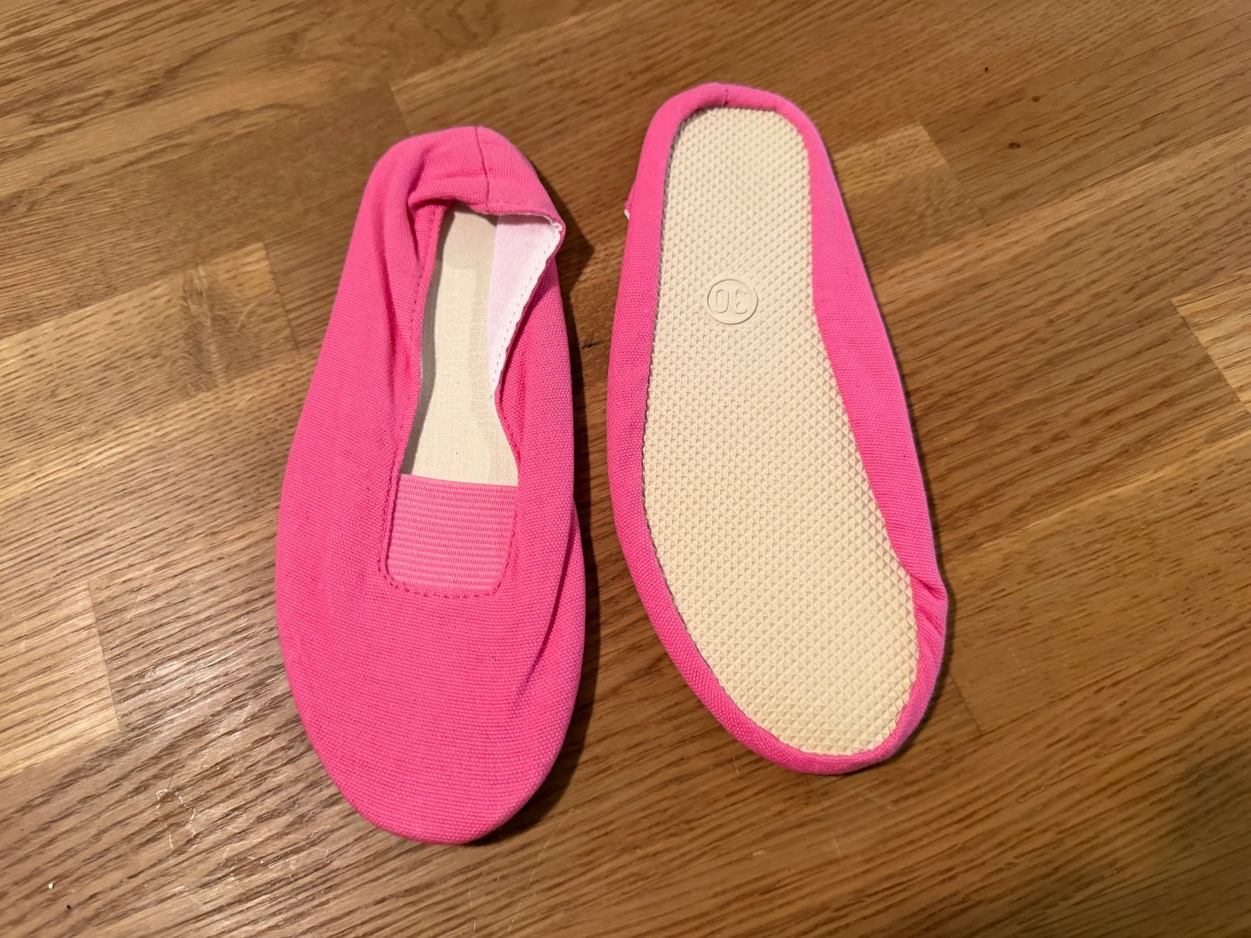 Scarpe per ragazze: Neue Hausschuhe Grösse 30 – Nuovo e nell'imballaggio originale da Bettlach venduto da Tradenet100 1