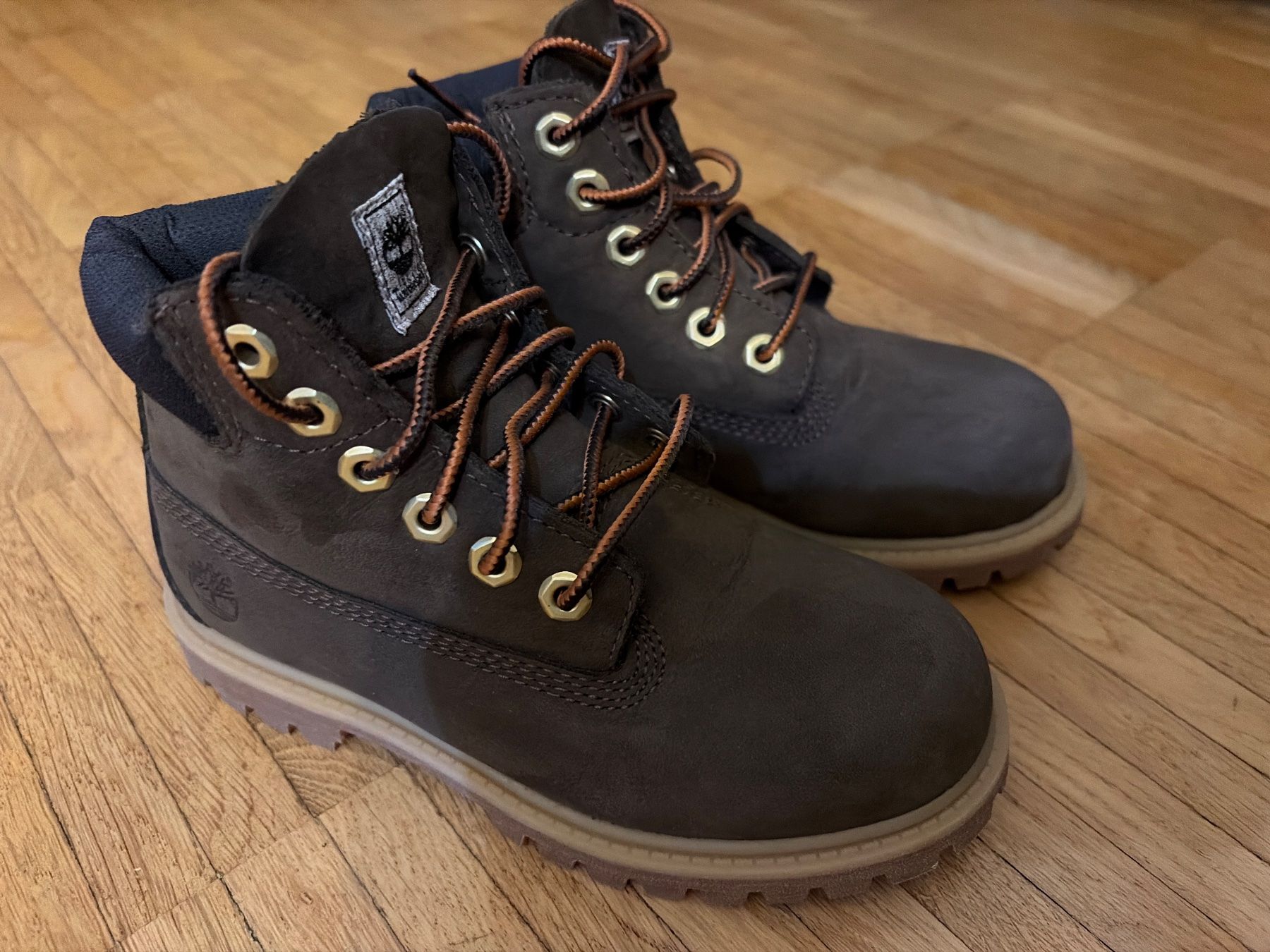 Timberland Scarpe per ragazzi: Timberland Kinderschuhe, Grösse 30 – Usato da Brüttisellen venduto da Setri