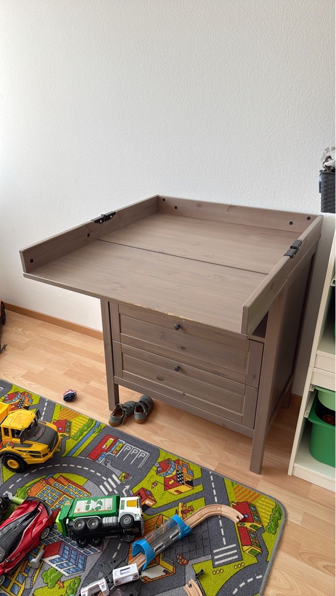 Ikea Tables à langer & accessoires: Ikea Sundvik Wickeltisch – D'occasion à Bern par Barathii