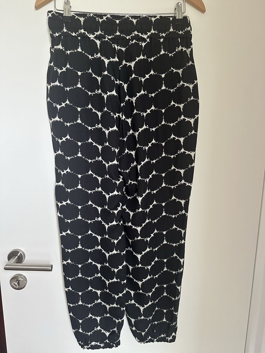 Odeeh Pantaloni: ODEEH silk wide leg trousers - size 38 – Nuovo (secondo la descrizione) da Langnau am Albis venduto da bar_ml6k