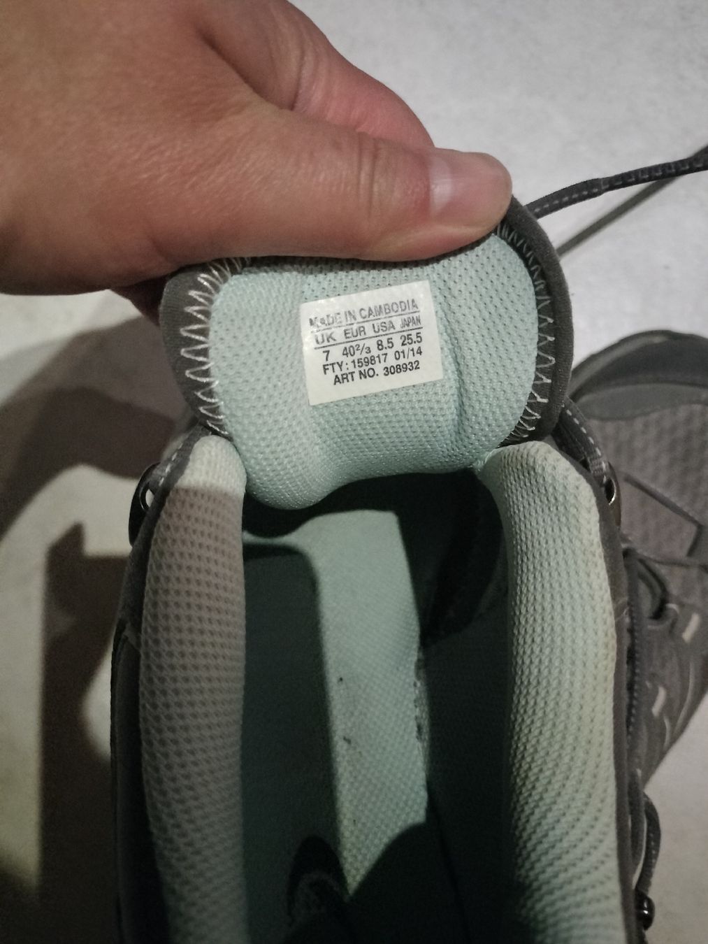 Scarpe da donna: Wanderschuhe  – Usato da Leibstadt venduto da Teufeli93 1