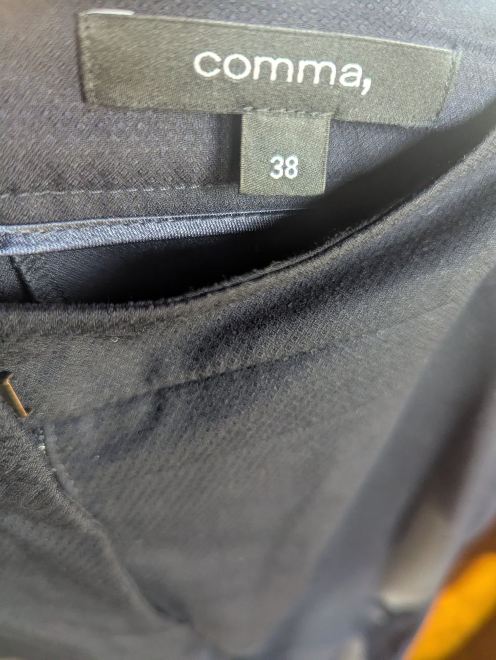 Comma Hosen: Pantalon bleu de la marque Comma – Gebraucht aus Ollon VS von baulinda78 3