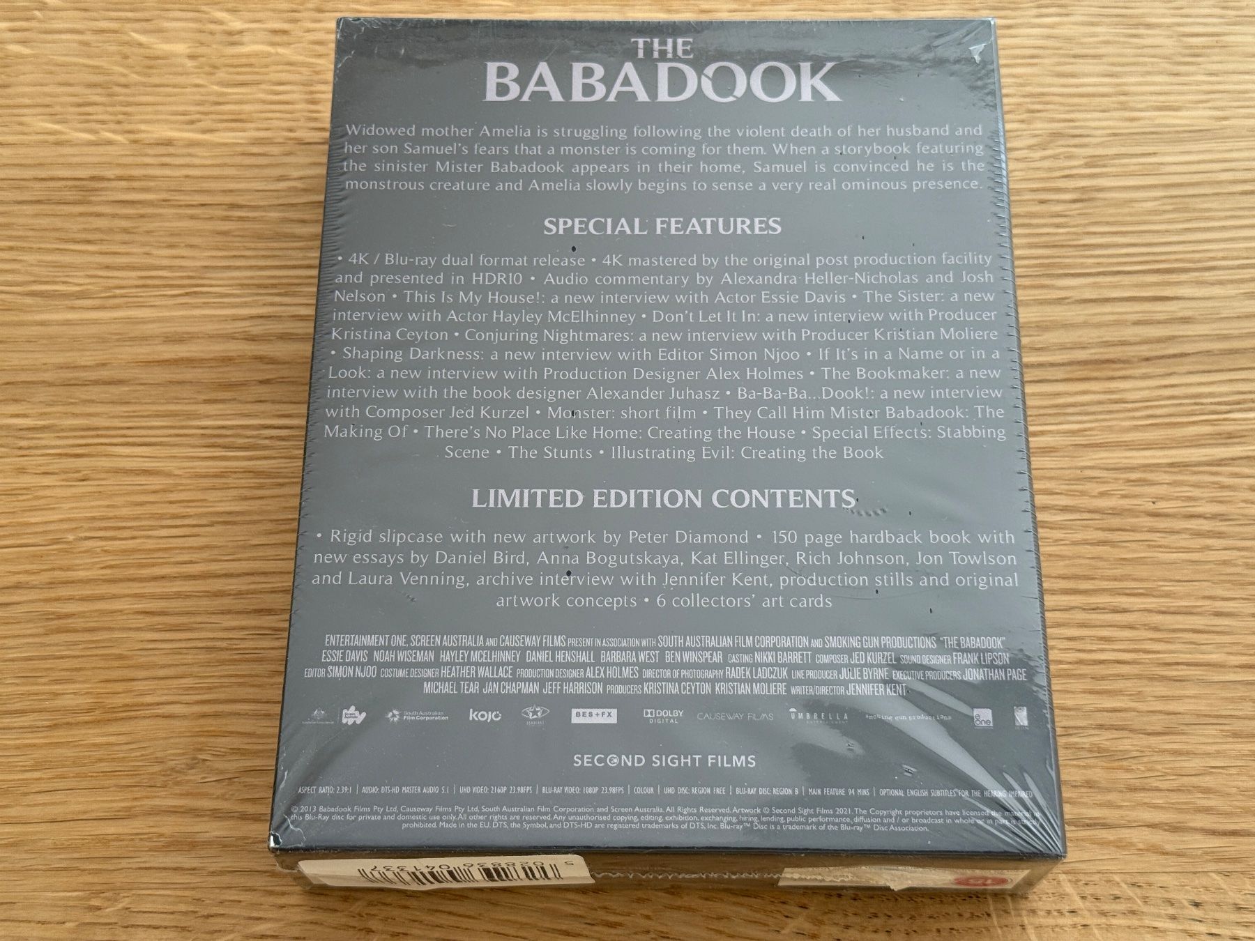 Tutti i DVDs: The Babadook Limited Edition - 4K UHD Blu-Ray – Nuovo e nell'imballaggio originale da Wallisellen venduto da Art_Vendorlay 1