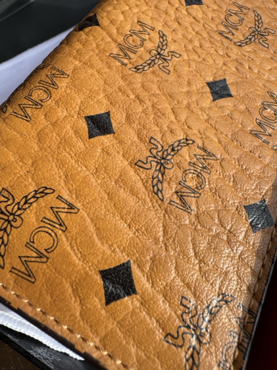 Mcm Portafogli: MCM Wallet Visetos Print Brown – Usato da Sion venduto da sof_97f5 6