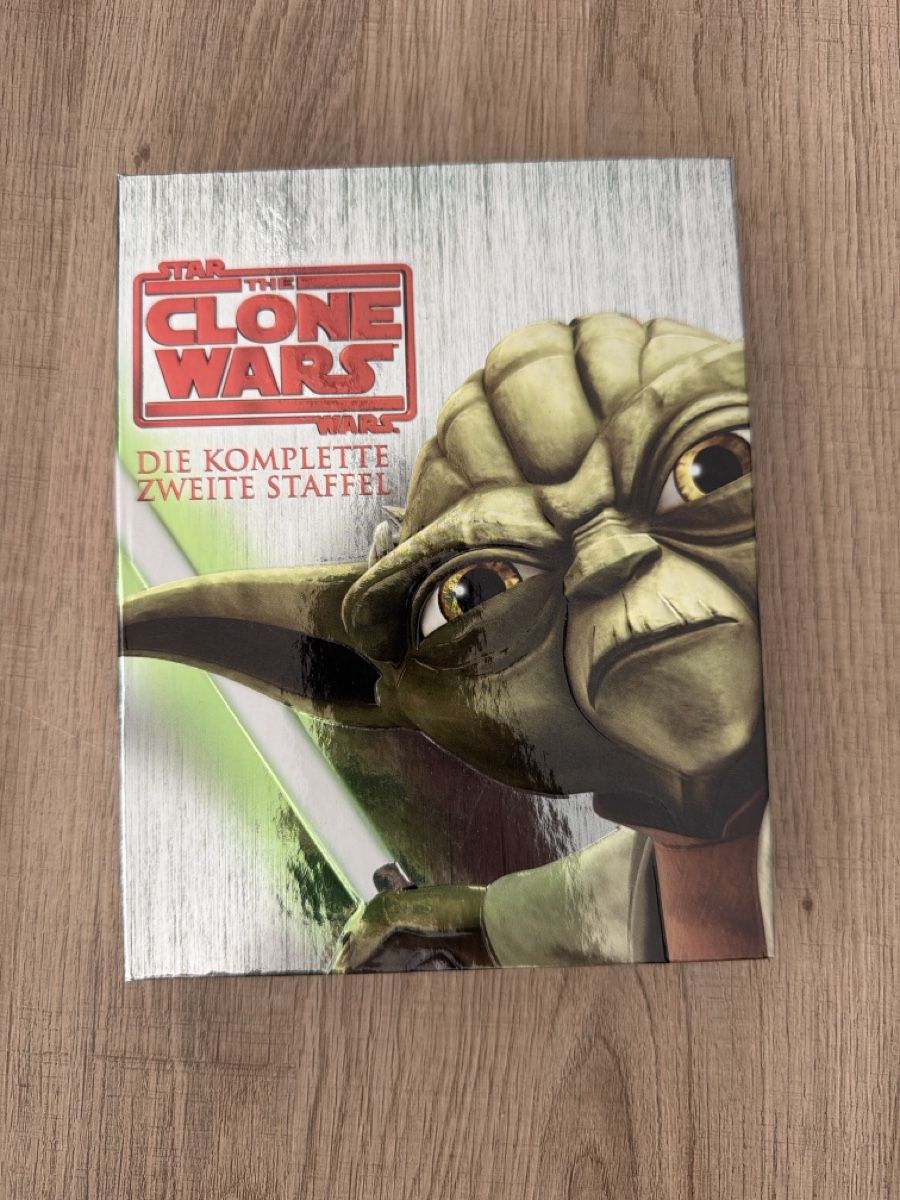 Tutti i DVDs: Star Wars The Clone Wars Staffel 2 BluRay Mediabook – Usato da Hagendorn venduto da masterchieff