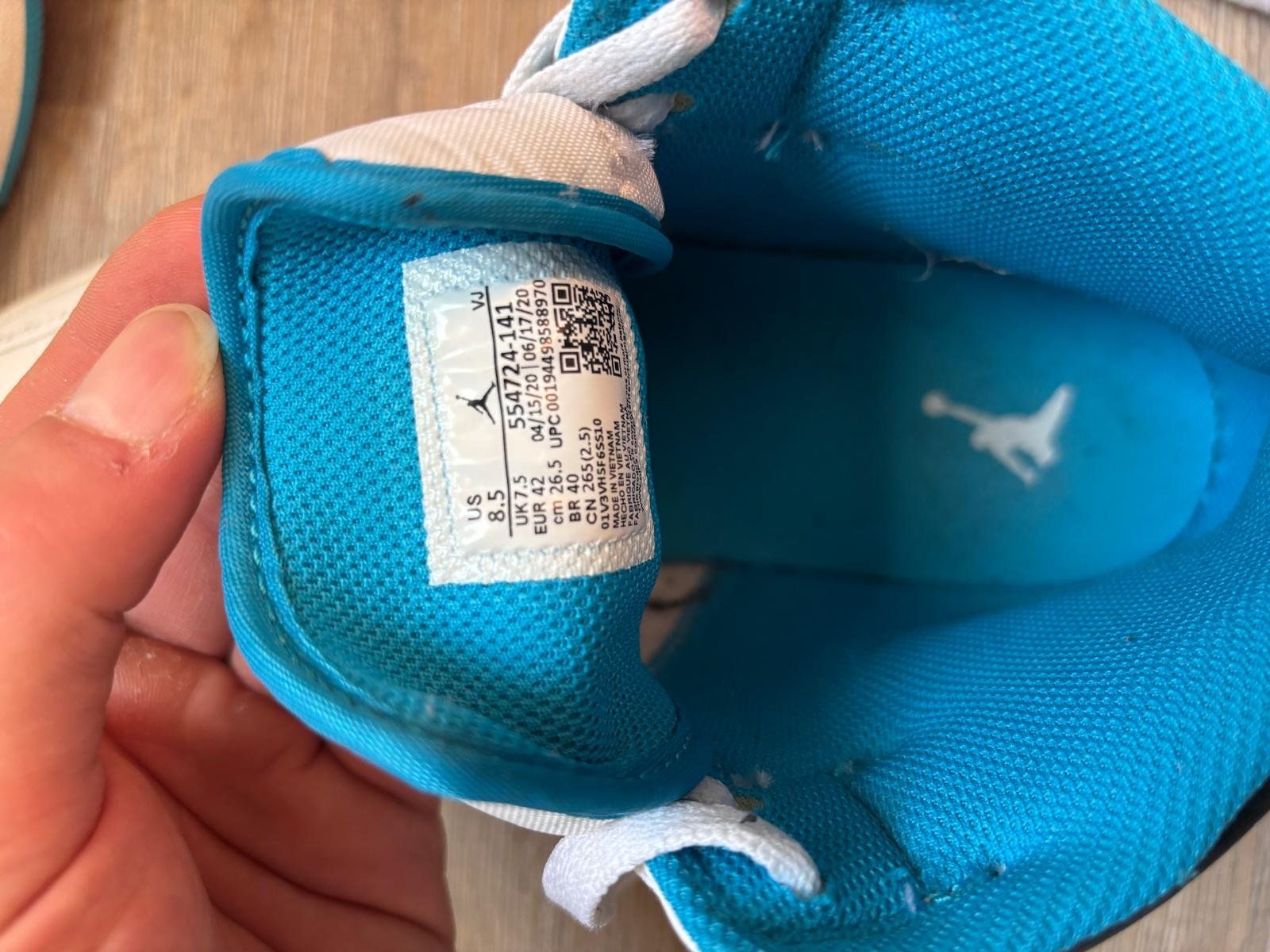 Jordan Scarpe da uomo: Nike Air Jordan 1 Mid – Usato da Wangen an der Aare venduto da Manumech 3