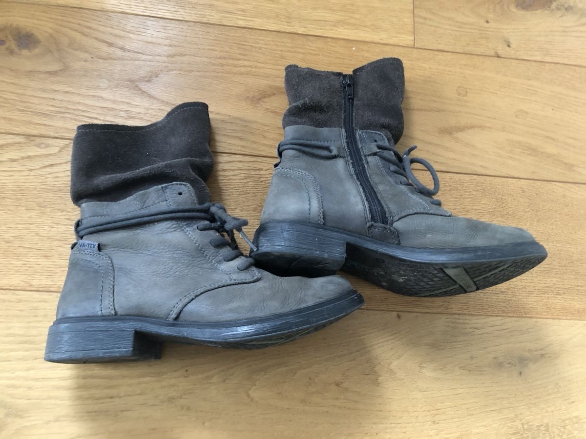 Scarpe per ragazze: Stiefel Mädchen 35 – Usato da Adligenswil venduto da ZGB 1