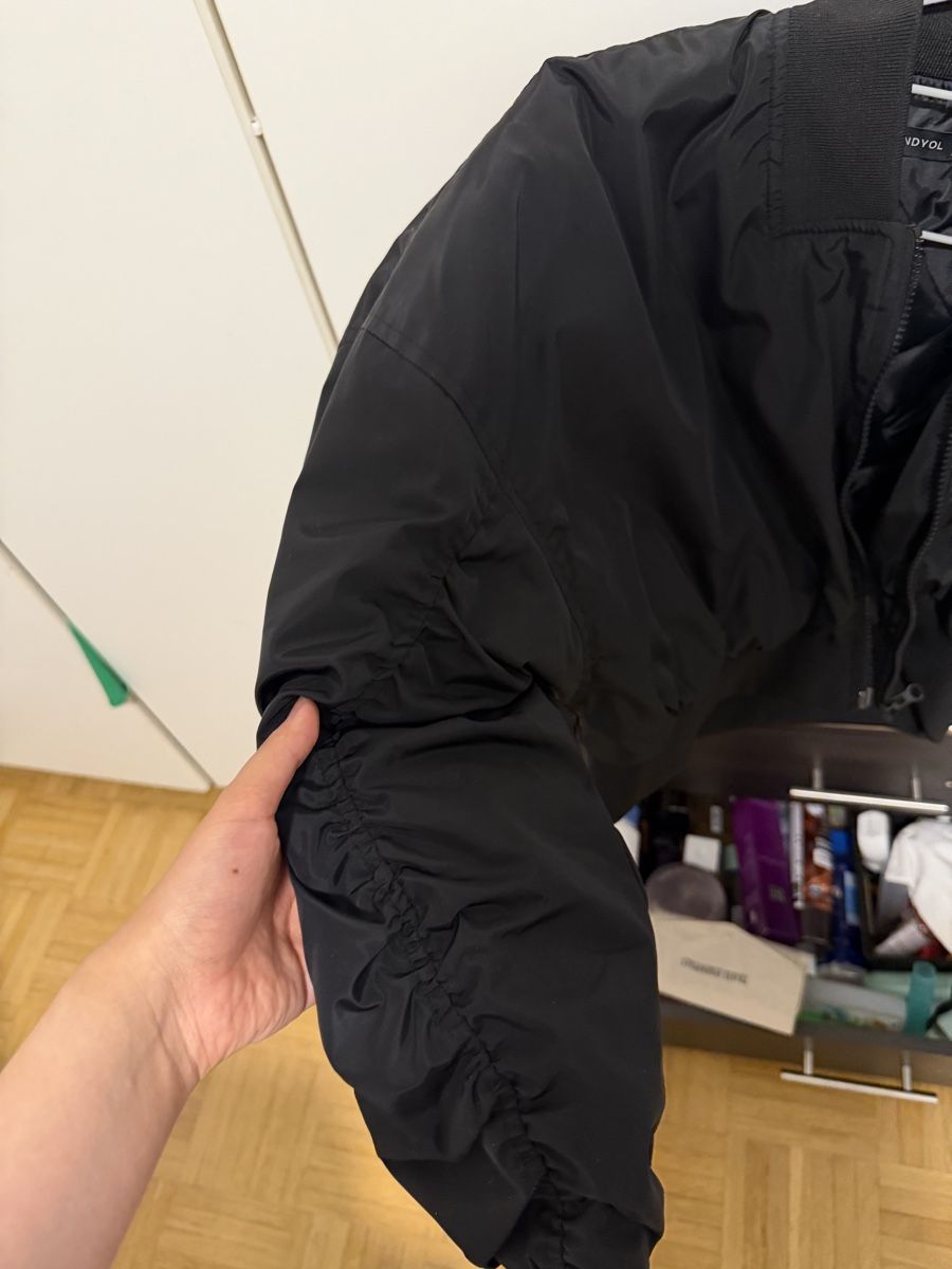 Jacken: Bomberjacke cropped – Neu (gemäss Beschreibung) aus Basel von sid_dem 2