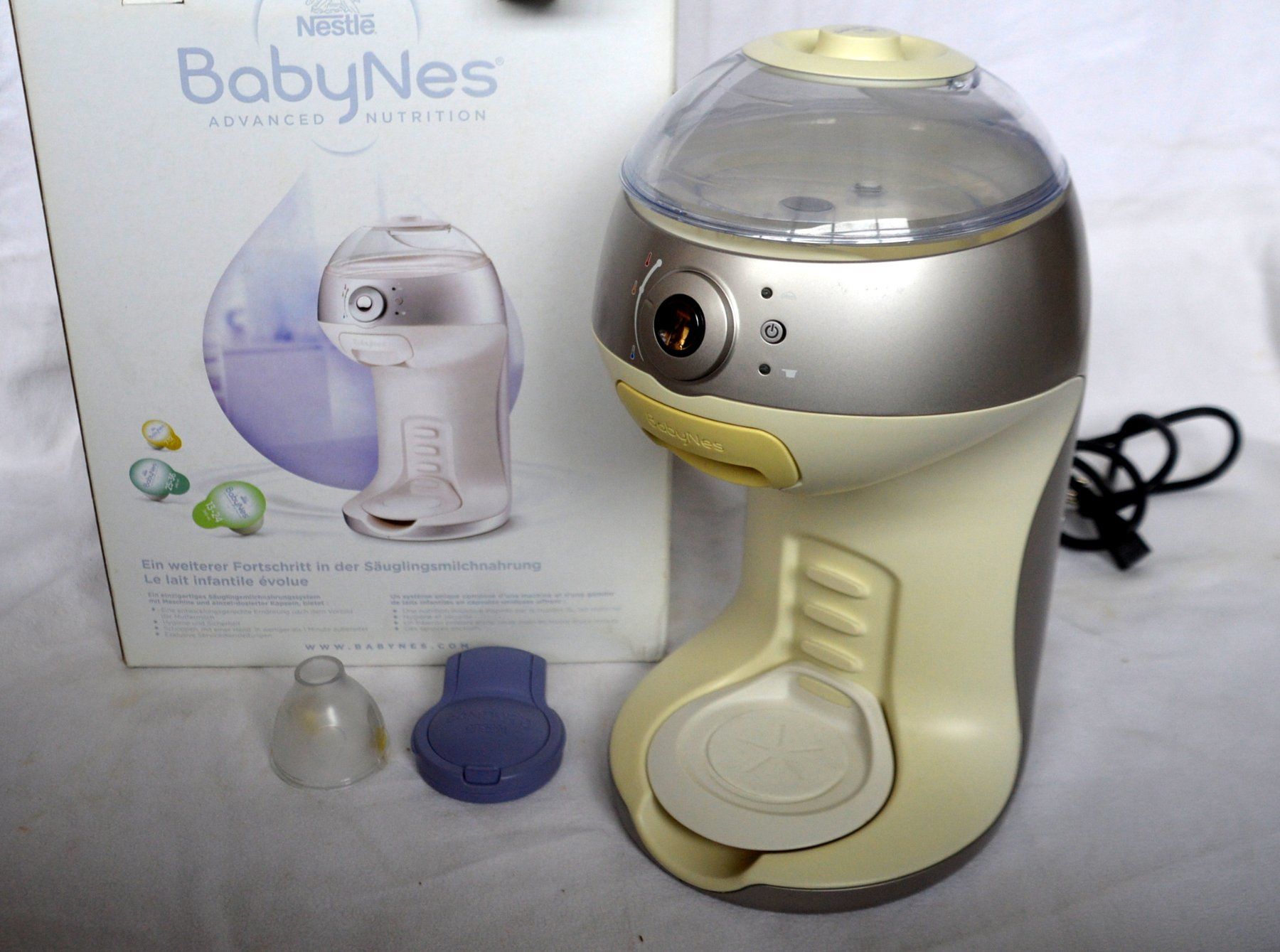 Nestlé Cibi & Specialità: BabyNes Nestle Milchmaschine / machine à lait bebe – Usato da Collonges venduto da arashee 5