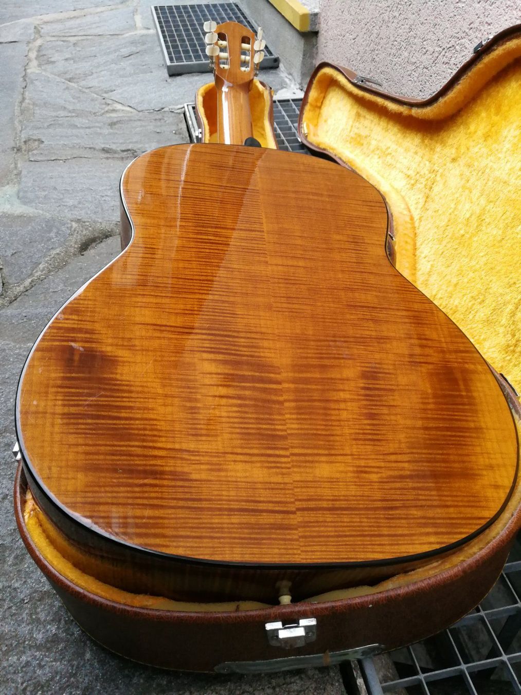 Strumenti musicali: Josef Sander 1972 Konzertgitarre – Usato da Cadenazzo venduto da Clarico 4