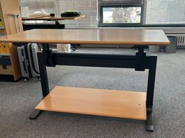 ELAN- Gerätetisch Buche
