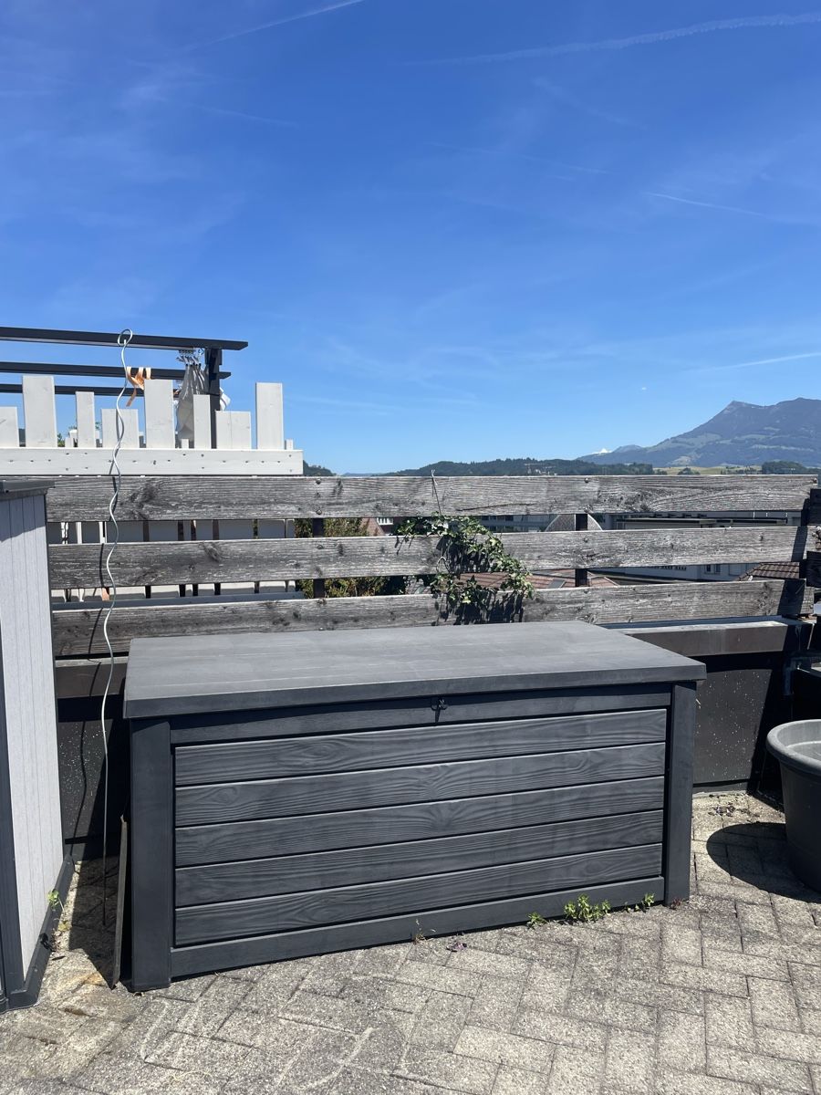Keter Box contenitori: Keter Gartenbox Aufbewahrungsbox – Usato da Luzern venduto da Klabourettli