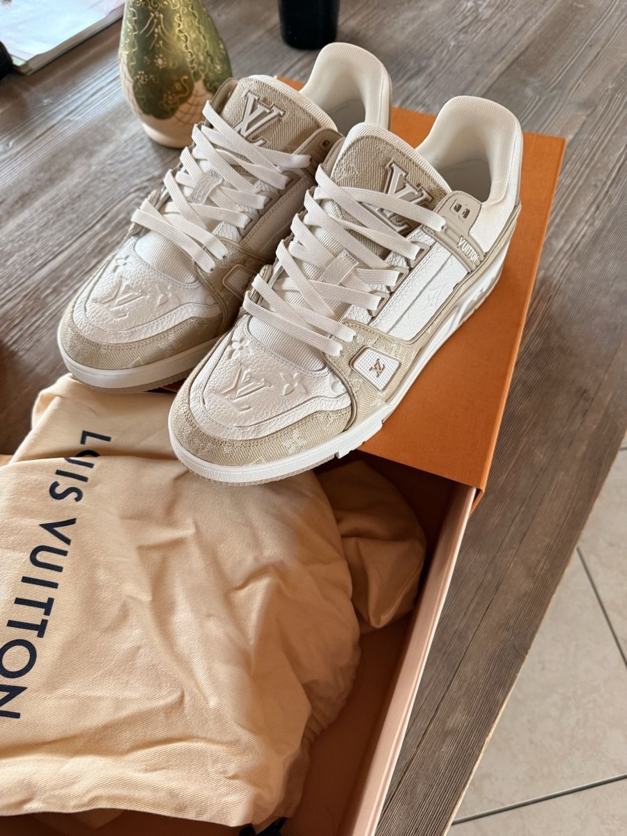 Louis Vuitton Herrenschuhe: Louis Vuitton – Neu und originalverpackt aus Vétroz von cais