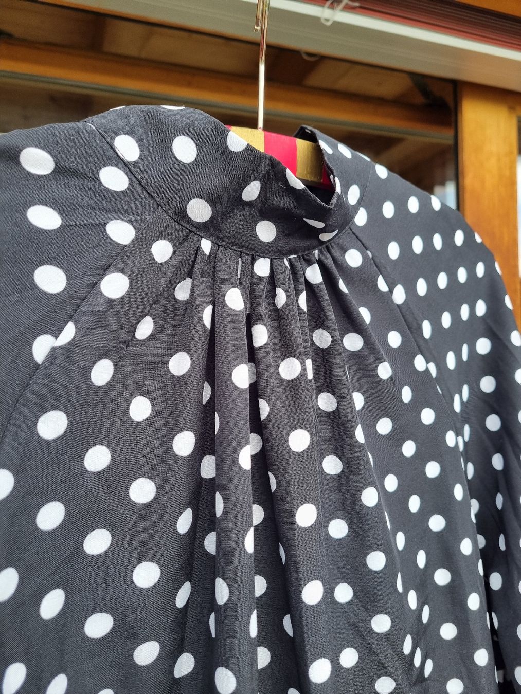 Kleider: Robe à pois, col montant – Neu (gemäss Beschreibung) aus Corbeyrier von Lalaland99 1