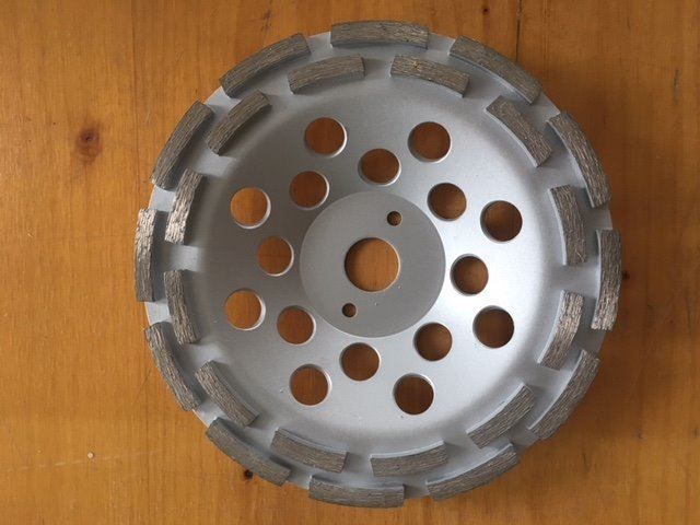 Bodenbeläge: Diamant- Topfschleifscheibe silber 180mm – Neu und originalverpackt aus Zuzwil SG von Dorian67
