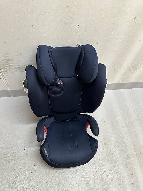 Sièges auto: Kindersitz von Cybex – D'occasion à Zürich par Serainavl