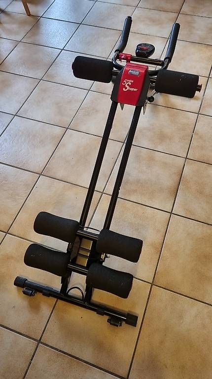 Hometrainer: Banc de musculation pour abdo – Gebraucht aus Lausanne von yannaroundtheworld 3