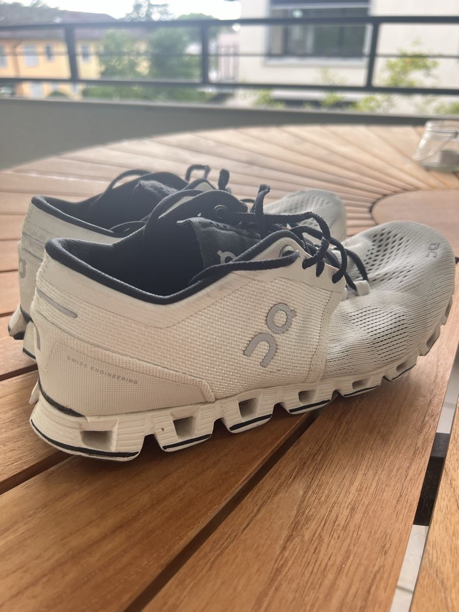 On Scarpe da donna: ON Schuhe, weiss, Gr. 38 – Nuovo (secondo la descrizione) da Zürich venduto da a25jrk
