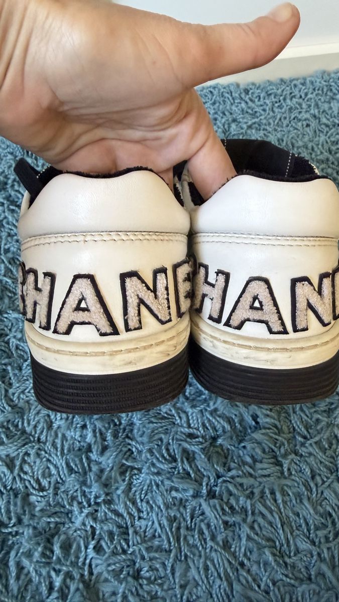 Chanel Damenschuhe: Chanel Sneaker Grösse 39 – Gebraucht aus Kloten von liu_65tx 2