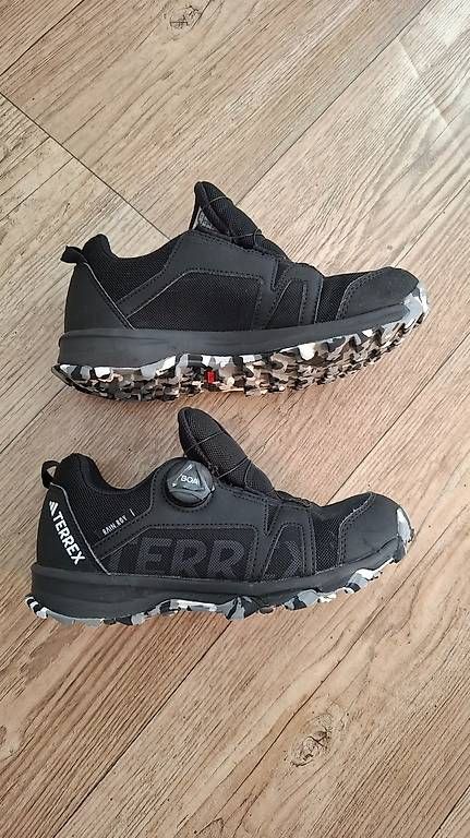 Adidas Scarpe per ragazzi: Terrex Adidas BOA® Kinder Trekkingschuh – Usato da Konolfingen venduto da sko_r5yd 2