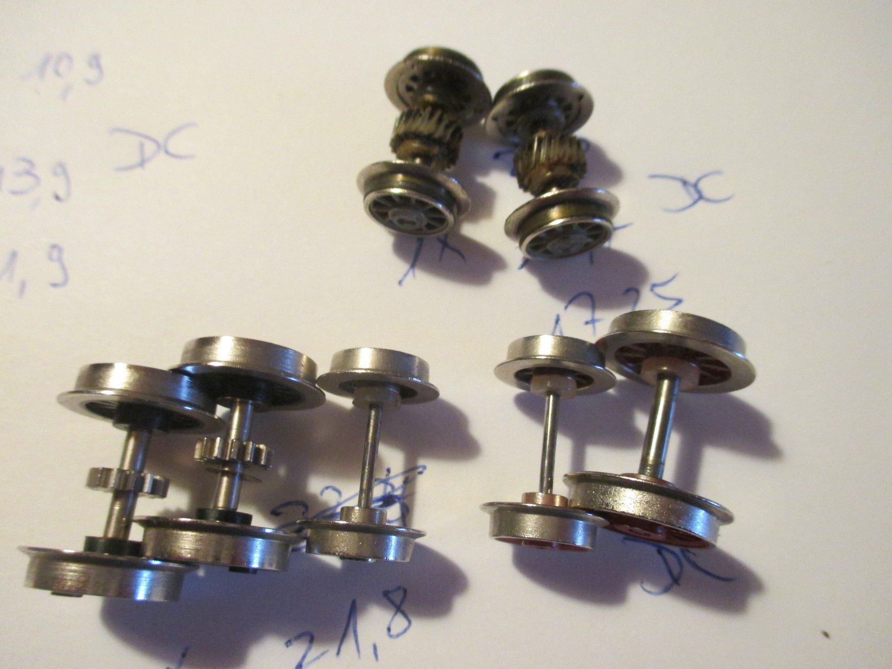 Modellini di ferrovie: Diverse Speichenräder H0 DC – Difettoso da Breitenbach venduto da anti11 6