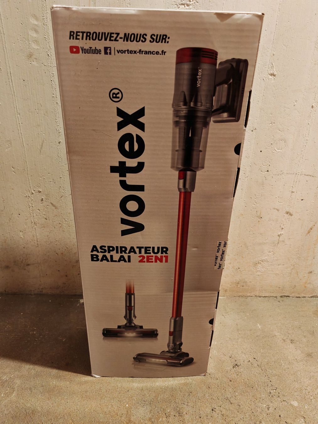 Aspirapolveri & Accessori: Staubsauger Vortex Kabellos – Usato da Liestal venduto da cbr_qs6m