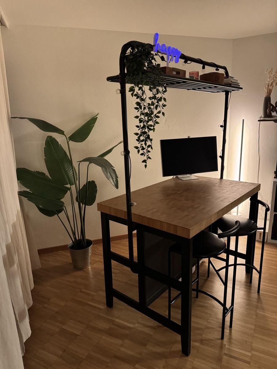 Ikea Tavoli: Ikea VADHOLMA Tisch / Esstisch / Kücheninsel – Usato da Zürich venduto da she_h5cl