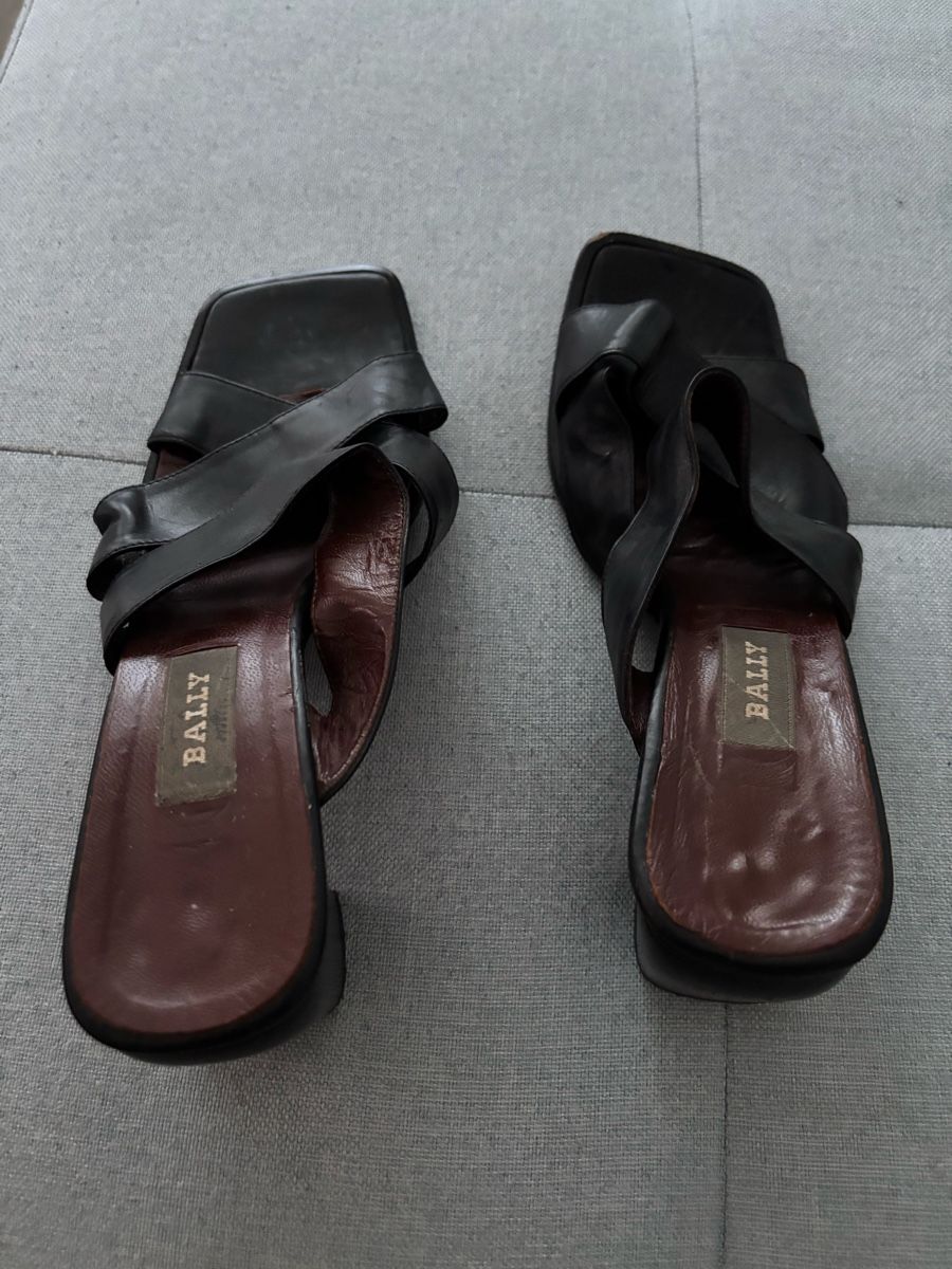 Bally Scarpe da donna: Bally chaussures taille 39/5 cuir noire – Usato da Brügg BE venduto da rah_mqh8
