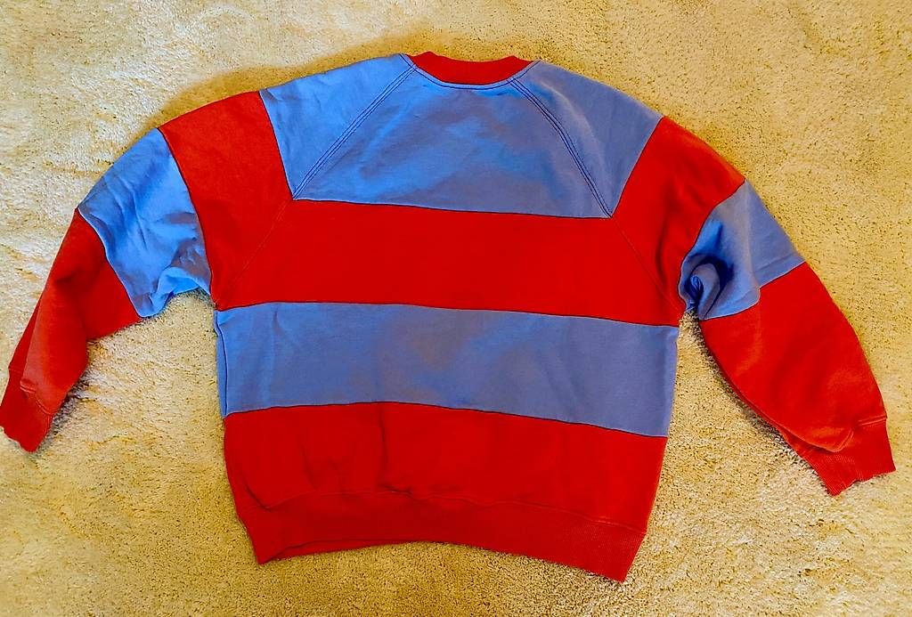 Pulls & Sweat-shirts: Gestreiftes Sweatshirt / UTERQÜE – D'occasion à Zürich par JLorraine 1
