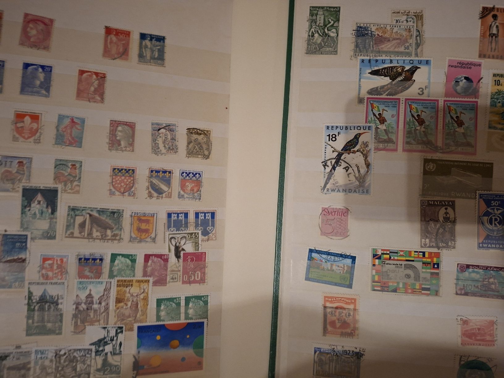 Tous les timbres: 6 Alben diverser Marken gemischt – D'occasion à Balgach par SIMEON27 1