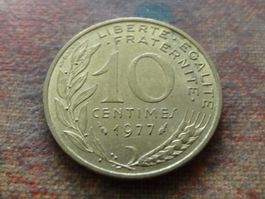 FRANCE  10 Centimes  1977