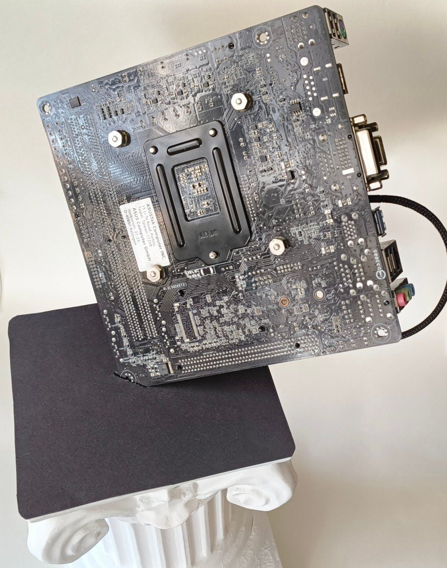 Asus Schede madri: ASUS Mini-ITX Mainboard + Intel i5-6500 Set | getestet – Usato da Kaisten venduto da pat_md96 1