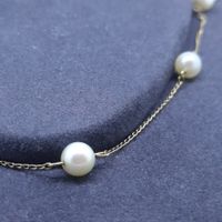 Edles Armband mit bezaubernden Perlen