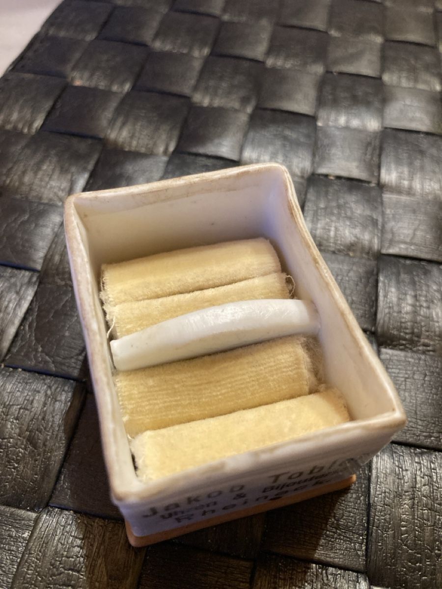 Behälter & Ähnliches: Ring Aufbewahrungsbox – Gebraucht aus Schwanden GL von bait04 2