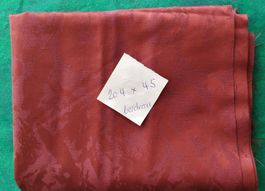 Beau tissu rouge bordeau 204 x 45 cm
