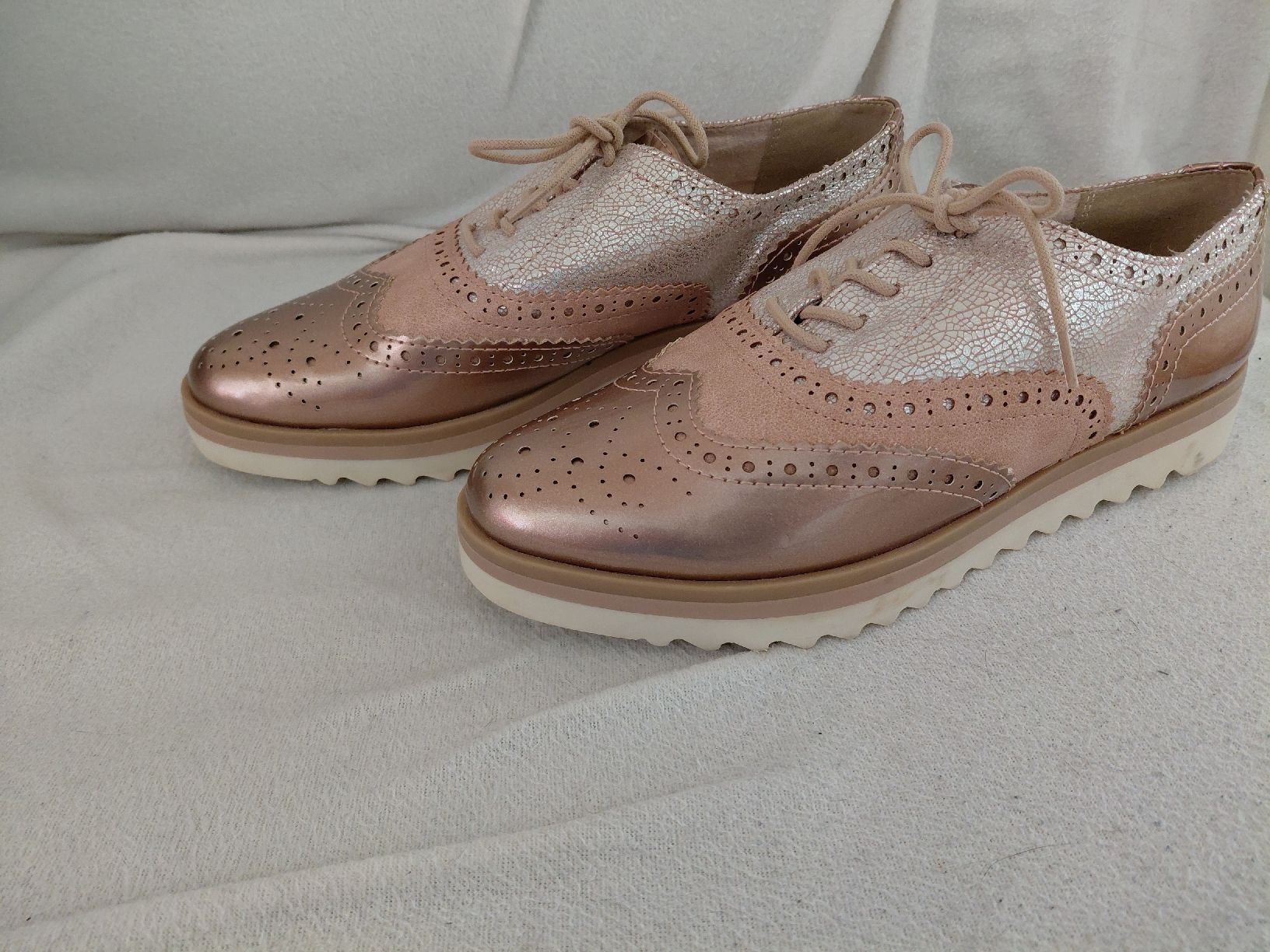Scarpe da donna: Tolle Halbschuhe Marco Tozzi, Grösse 39 – Usato da Zeiningen venduto da Efifi 1
