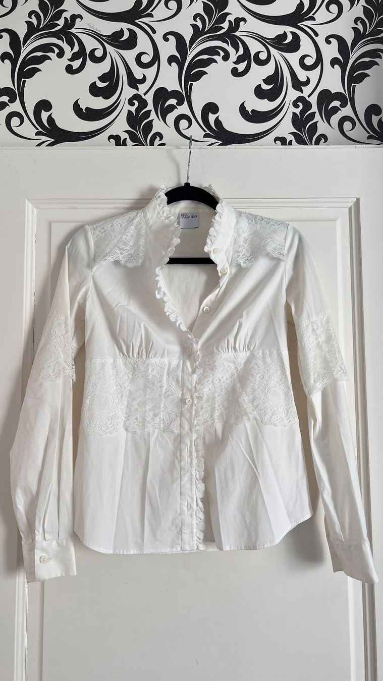Camicette: Red Valentino White Shirt – Usato da Corsier-sur-Vevey venduto da Kristina.Nova