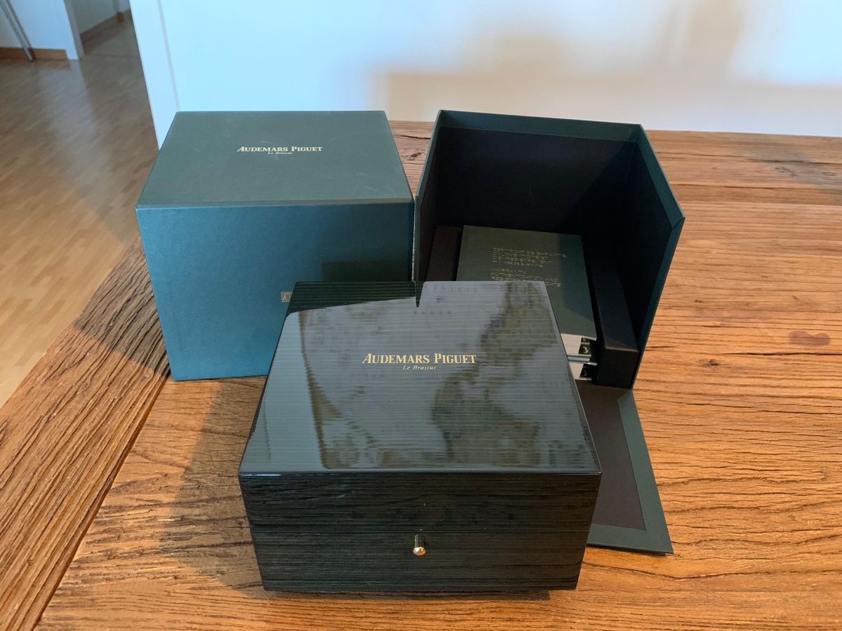 Audemars Piguet Uhren: Audemars Piguet Royal Oak Jumbo Extra Thin 15202ST – Neu (gemäss Beschreibung) aus Sierre von Bibz_Wallis 2