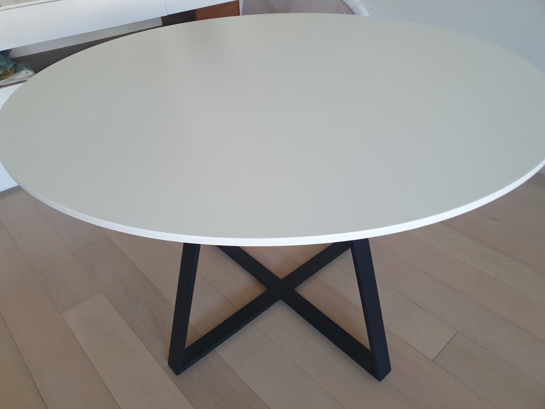 Tavoli: Table de repas/salle à manger – Usato da Morges venduto da maxwell82 1