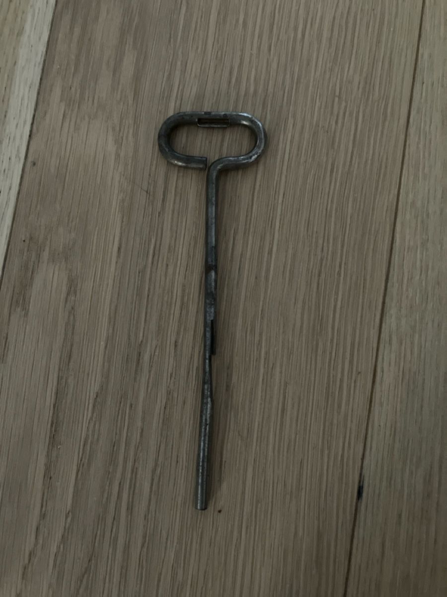 Tous les outils: Ouvre boîte vintage  – D'occasion à Bramois par rac_qmr6 4