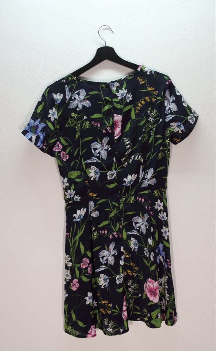 Only Vestiti: ONLY Kleid mit Blumenmuster, Gr. M, Top Zustand! – Nuovo (secondo la descrizione) da Schaffhausen venduto da Fundperle 1